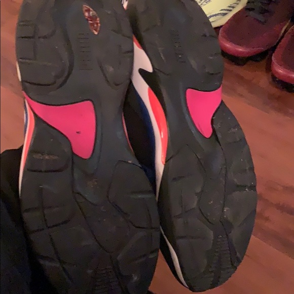 Puma Thunder Sneakers - Picture 4 of 5